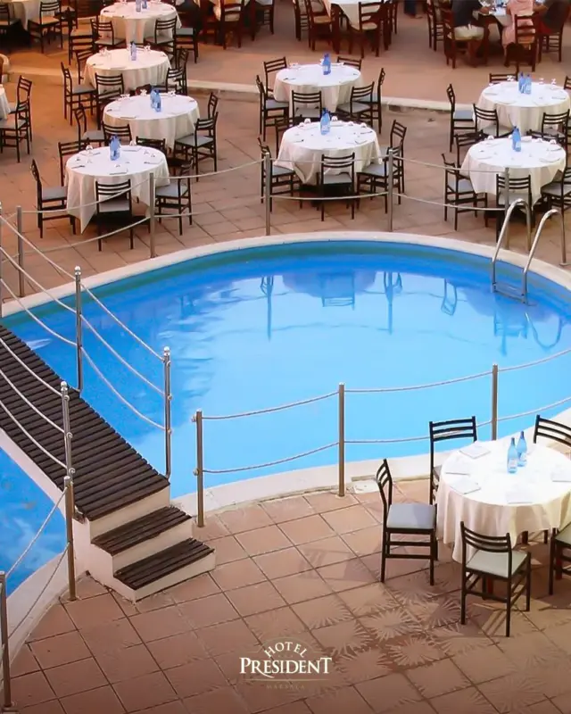 Eleganza e gusto a bordo piscina
Il meglio della cucina mediterranea, servita a bordo piscina in un ambiente riservato e accogliente.

🌅𝐏𝐫𝐞𝐧𝐨𝐭𝐚 𝐨𝐫𝐚 𝐞 𝐯𝐢𝐯𝐢 𝐥𝐚 𝐭𝐮𝐚 𝐞𝐬𝐩𝐞𝐫𝐢𝐞𝐧𝐳𝐚!
www.presidentmarsala.it

#HotelPresident #marsala #MarsalaExperience #BusinessHotel #SicilyTravel #PiscinaeSolarium #MarsalaWeekend